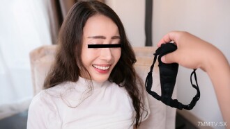 Tai, bảo tôi mua ngay đi! ~Một người phụ nữ trưởng thành xinh đẹp với chiếc quần lót chữ T và một trái tim ấm áp~