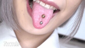 [Tongue pierced gal] Mechakawa Tongue Pichinpo Poisoning Bimbo 20 Tahun W Oni Chinpo Irama & Gangimari Tusuk Sate Dengan Super Kencing Bukkake Menyemprotkan Kimepako Menjadi Gila ♡ [Kota Kawagoe, Prefektur Saitama]