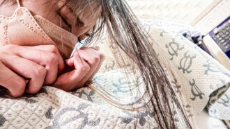 清新真實的景色，翻譯中的美麗妻子和孩子。 *未完成的複習/陰路測驗。