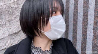 Hazuki-chan est une belle femme d'un village rural.