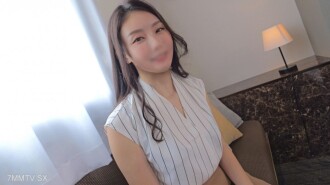 Seorang wanita matang yang baru berkahwin berusia 40 tahun dengan kelahiran yang tidak dapat dimaafkan dan persenyawaan asrama dengan keinginan yang kuat untuk seorang gadis baru hadir dan menerima creampie stud NTR
