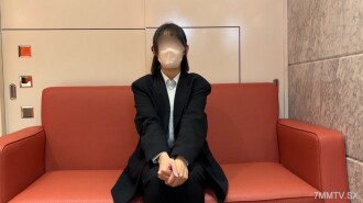 Mahasiswi yang sensitif dan pemalu, berusia 21 tahun. Merangsang bagian dalam tubuh, sesi berlangsung tanpa henti, dan setelah penetrasi, orgasme mereda → ejakulasi dalam jumlah besar.