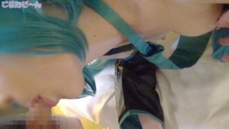 Cosplayer Miku itu kembali dengan versi baharu! Bahagian 2 pakaian erotik Miku!